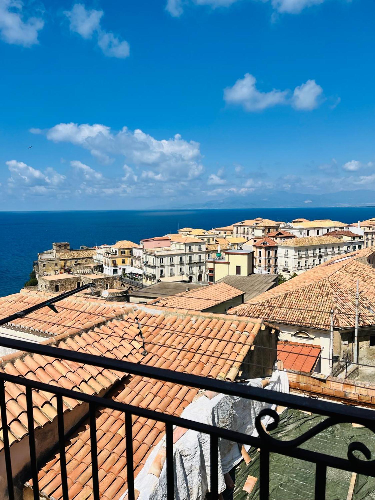 Apartment Casa Beatrice Pizzo  Bagian luar foto